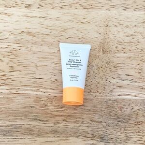 🎀2/25🎀 15 ML Drunk Elephant No. 9 Cleanser Mini